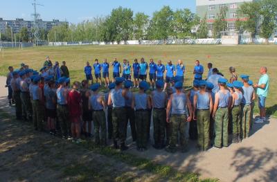 Футболистки ЖФК «Рязань-ВДВ» дали урок футбола юным «десантникам»